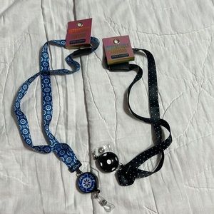 NWT. 2 SIMPLY SOUTHERN retractable lanyard.